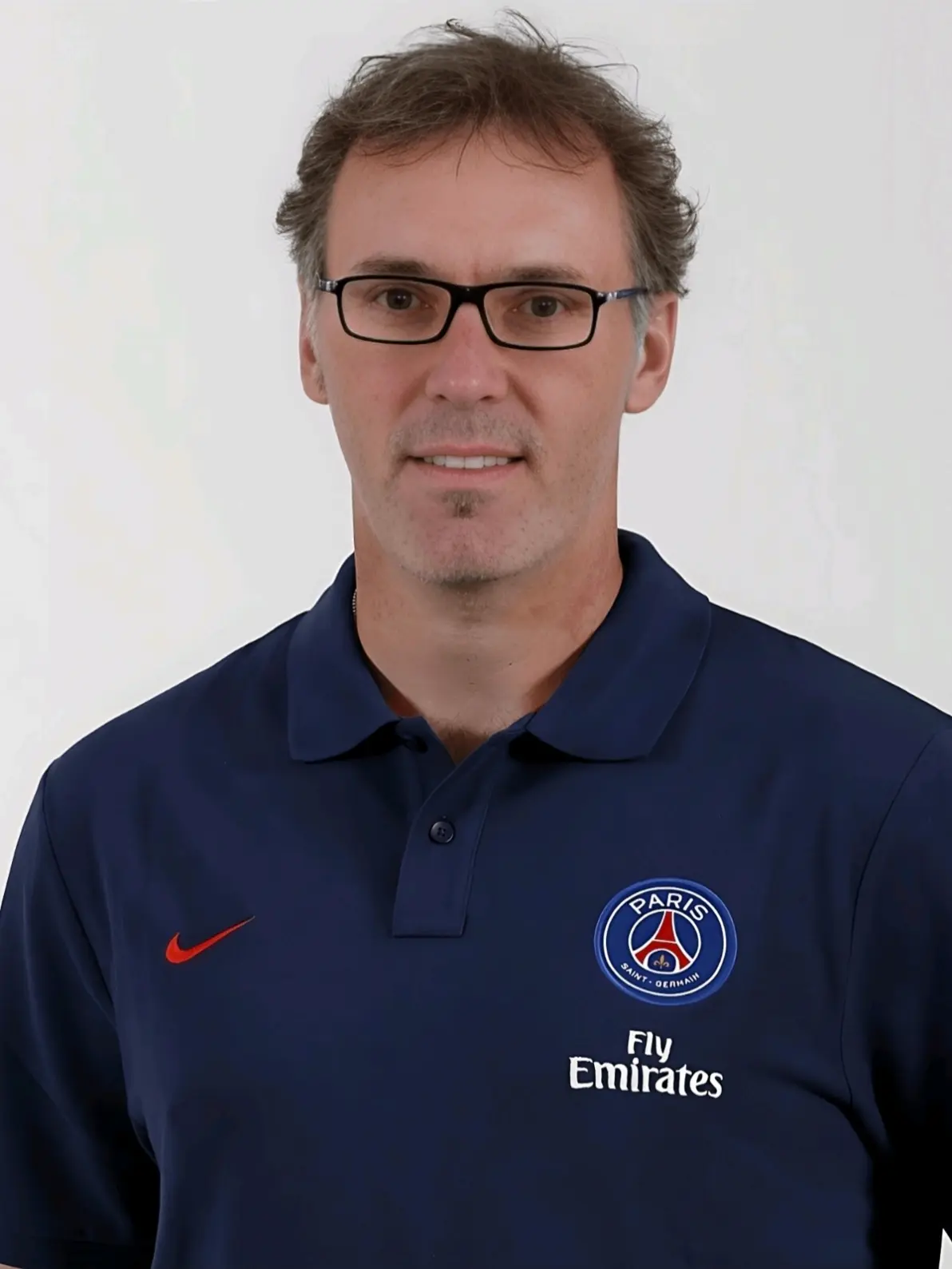 leyu-巴黎圣日耳曼门将多次救险，当选全场最佳球员，不断阅读技术.-leyu