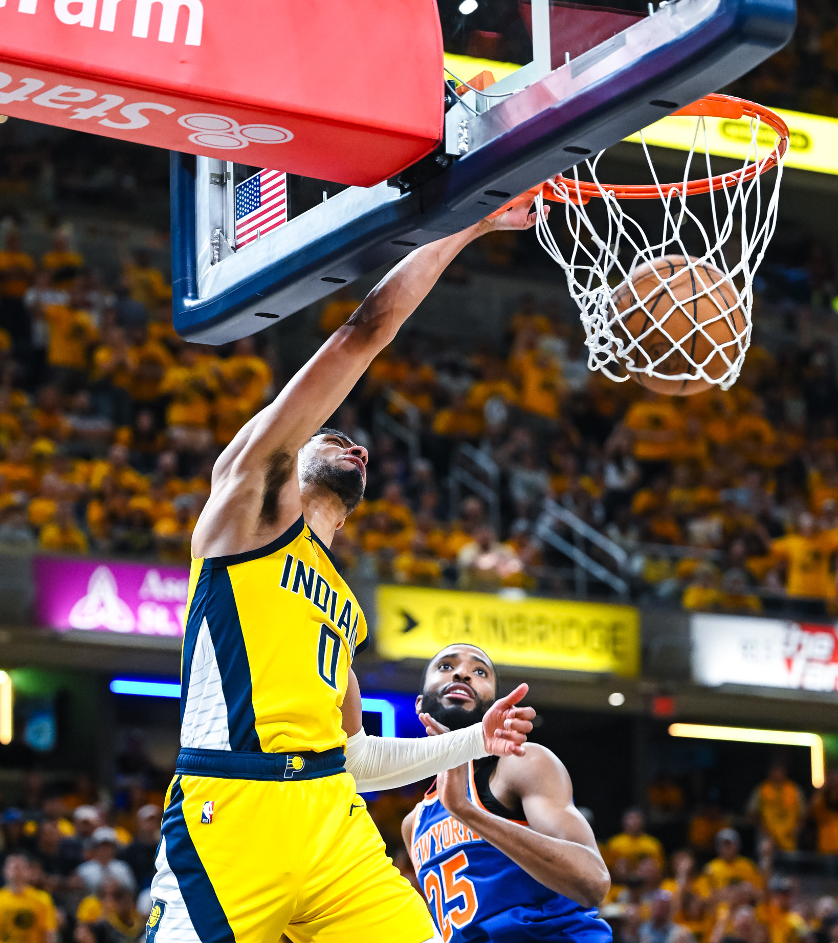 乐鱼APP-关于今晚菲尼克斯太阳备战NBA常规赛，主帅复盘细节曝光，球迷炸锅，赛程密集仍需轮换的信息-乐鱼APP